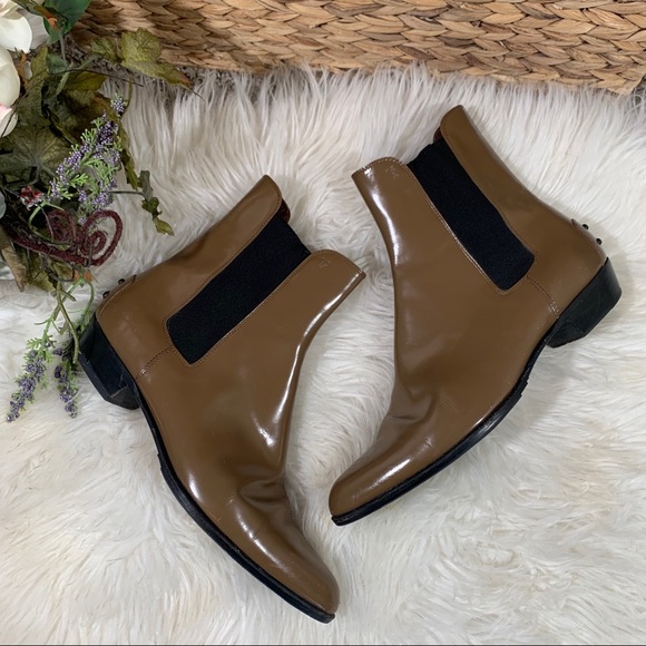 TOD’S Pointed Toe Booties Size 37